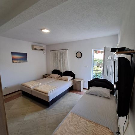 Apartmani Cavor بودفا المظهر الخارجي الصورة