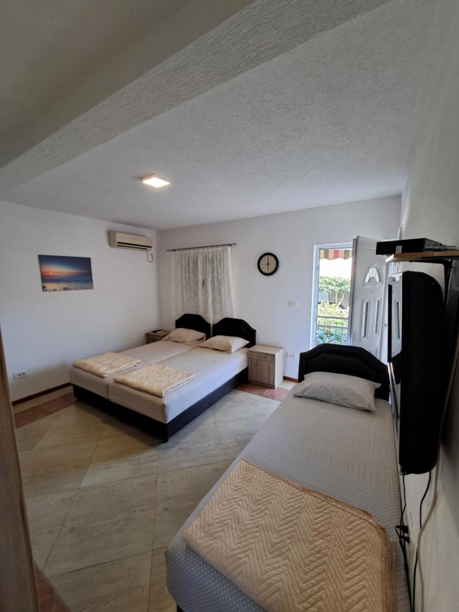 Apartmani Cavor بودفا المظهر الخارجي الصورة